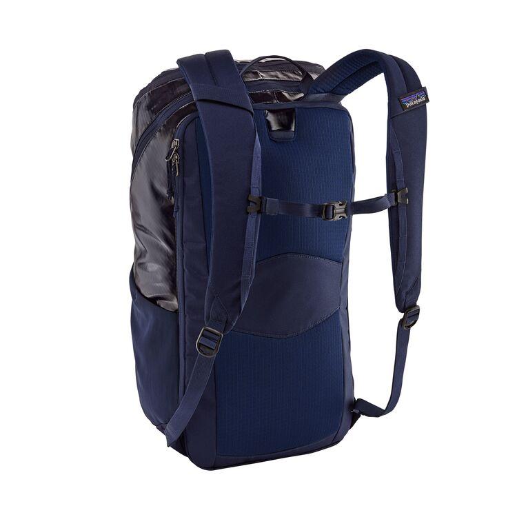 Black Hole 32L Navy