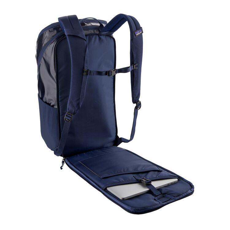 Black Hole 32L Navy